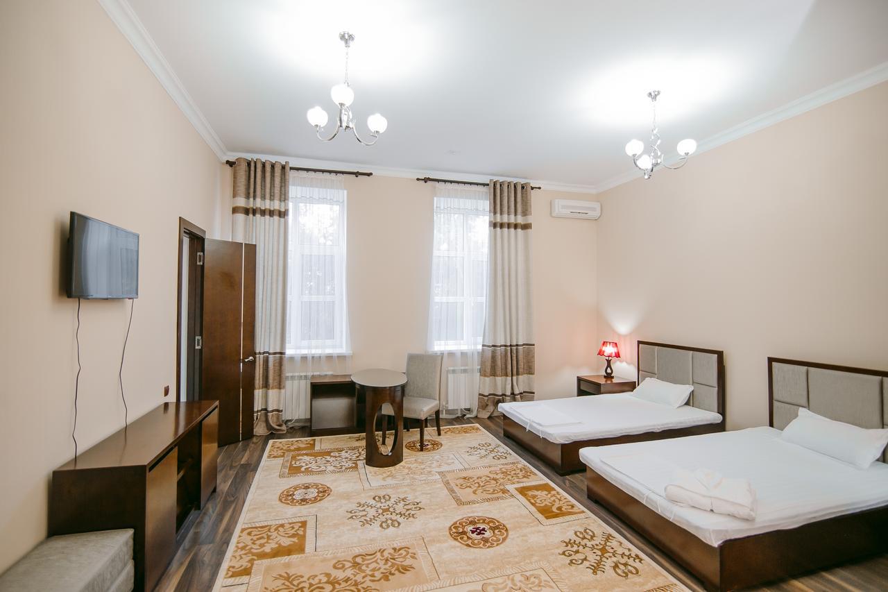 Hotel Inju Taraz Exterior photo