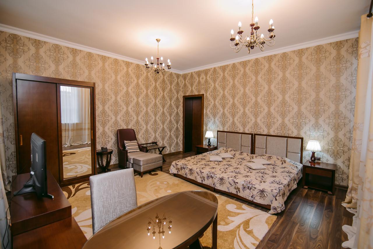 Hotel Inju Taraz Exterior photo